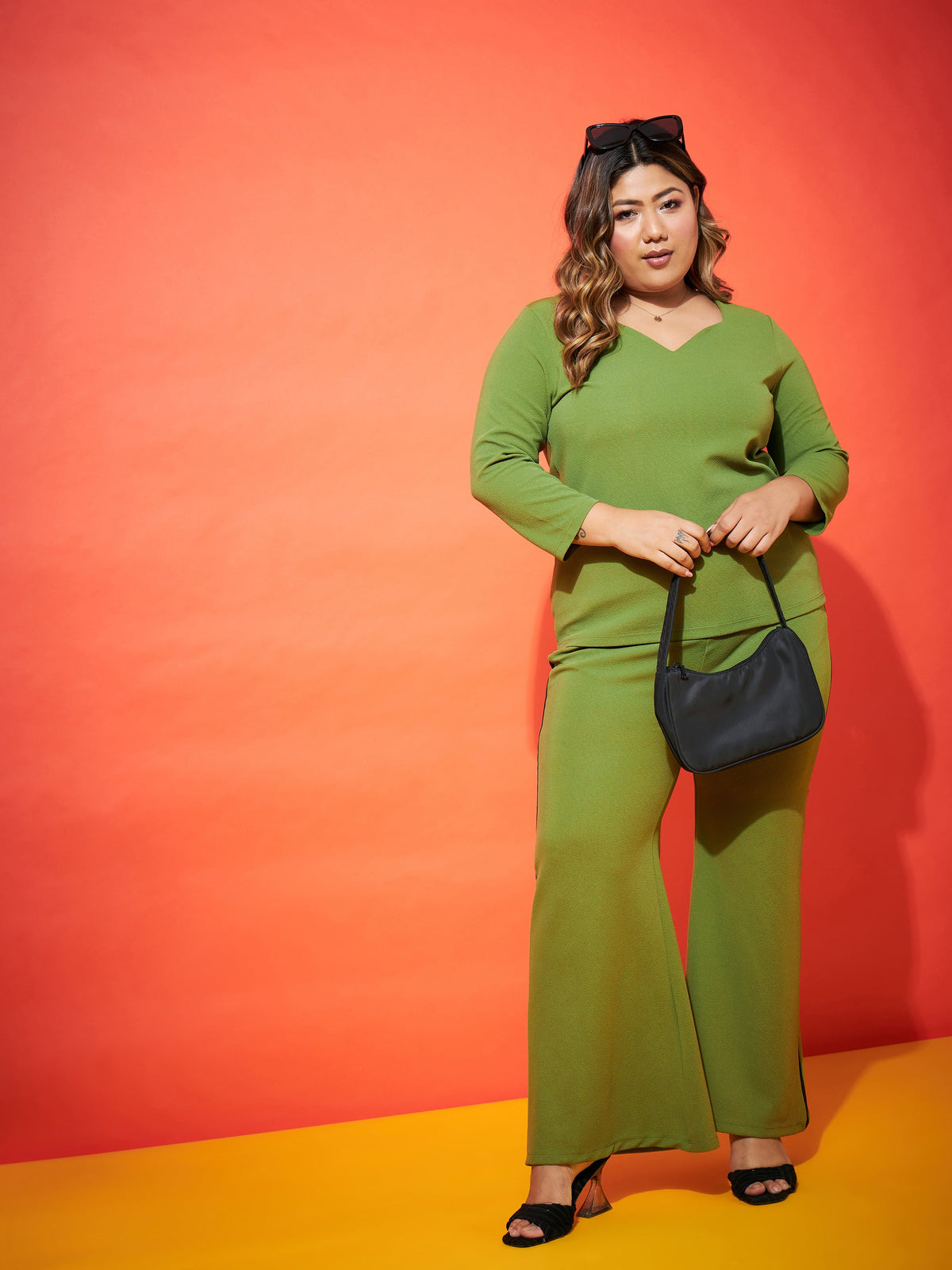 Green Regular Top With Side Tape Straight Pants-SASSAFRAS Curve