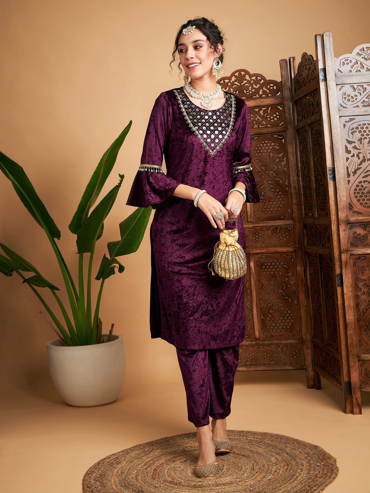 Purple Velvet Zari Embroidered Kurta-Shae by SASSAFRAS