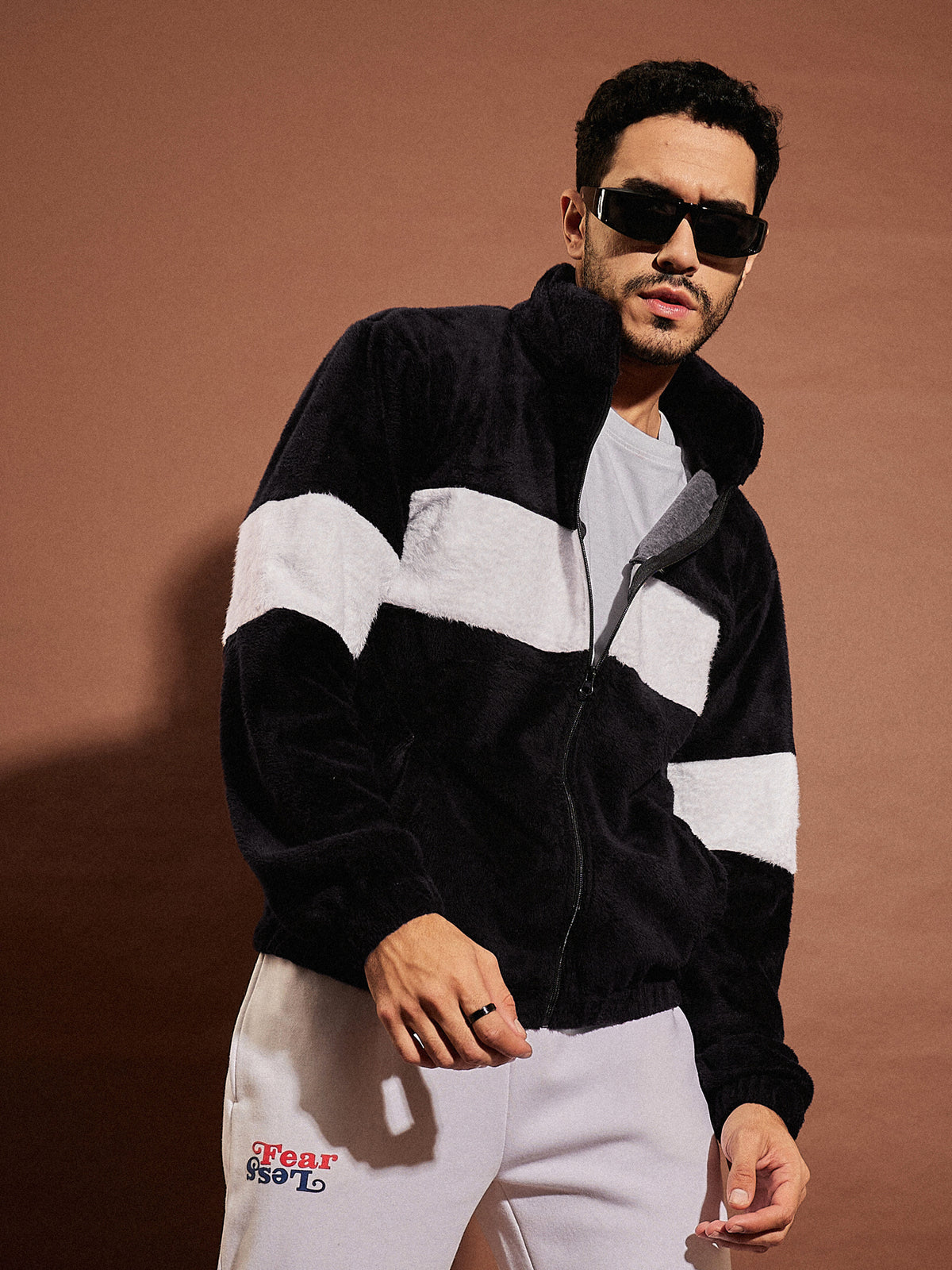 Men Black & White Fur ColorBlock Zipper Sweatshirt