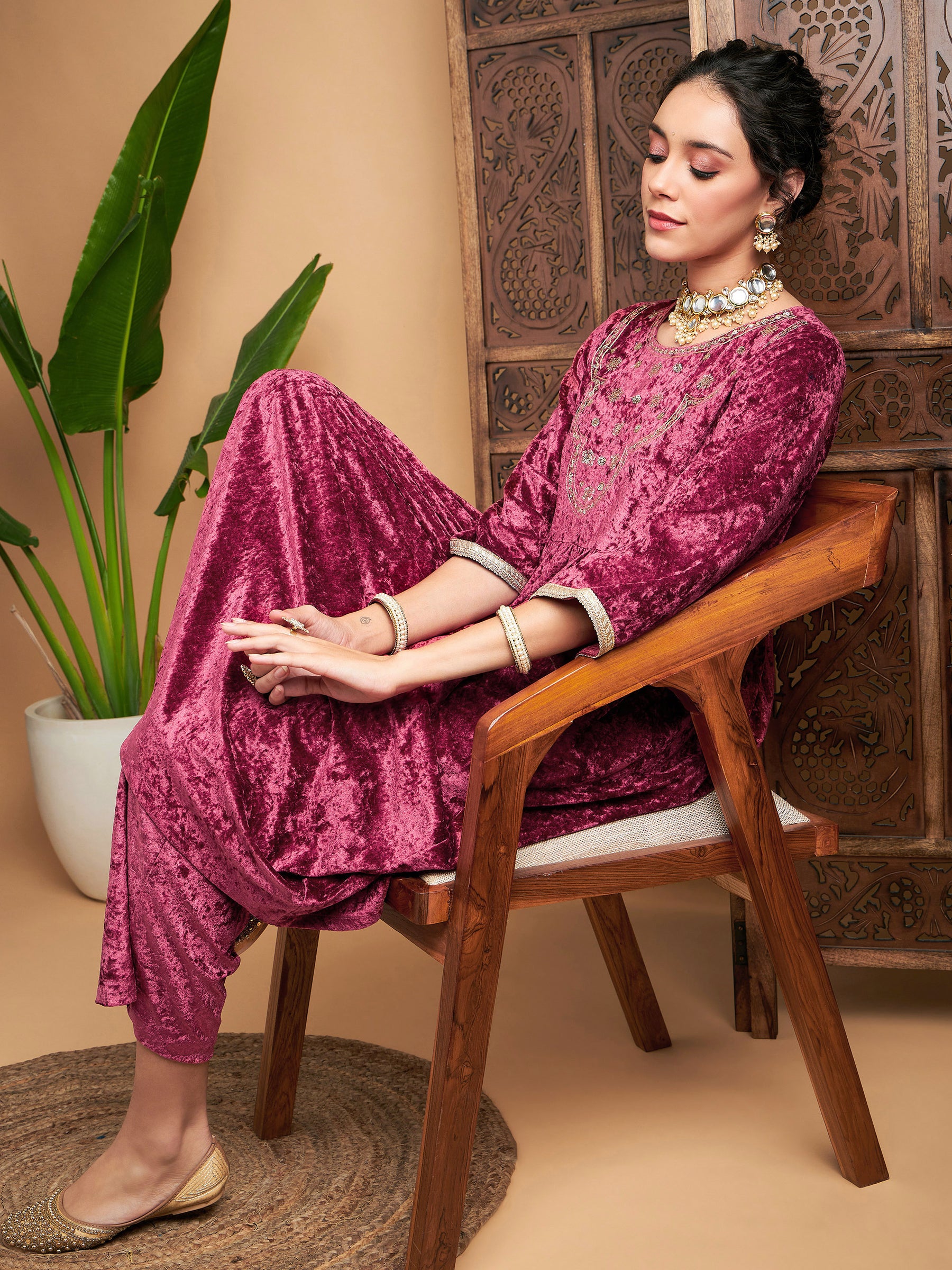 Women Pink Velvet Embroidered Gathered Kurta With Pants