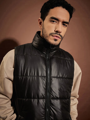 Black Fur Collar Sleeveless Puffer Jacket-MASCLN SASSAFRAS