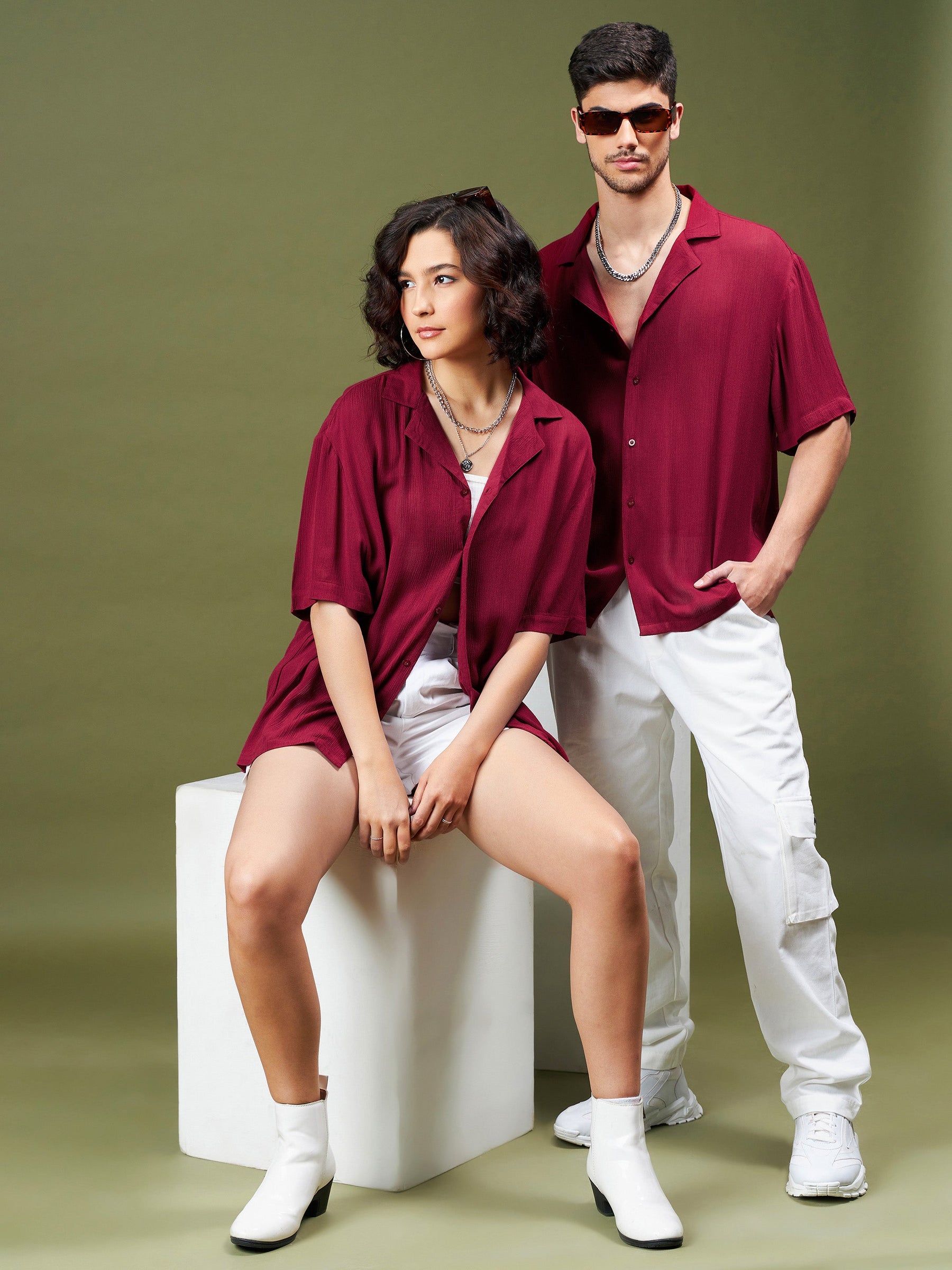 Unisex Maroon Solid Relax Fit Shirt-MASCLN SASSAFRAS