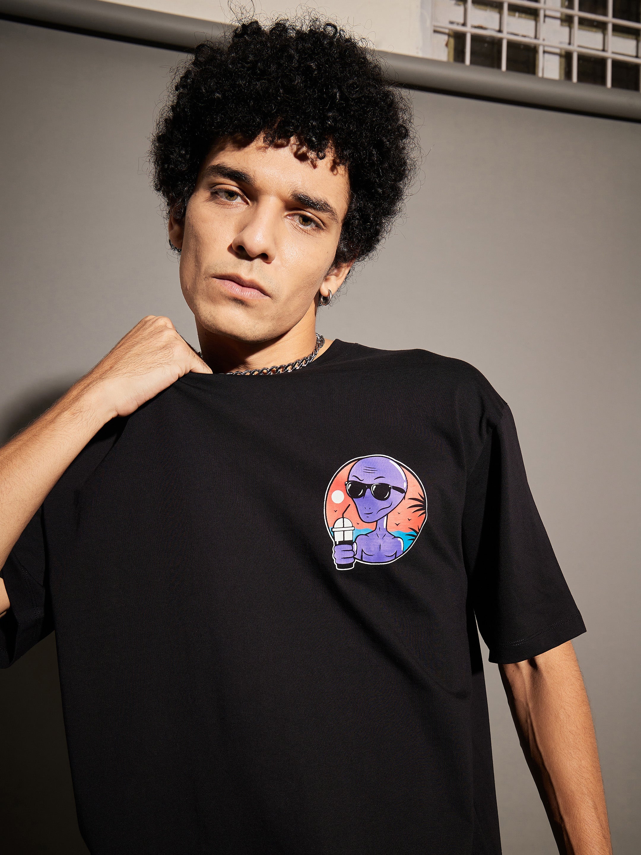 Unisex Black Alien Print Oversized T-Shirt-MASCLN SASSAFRAS