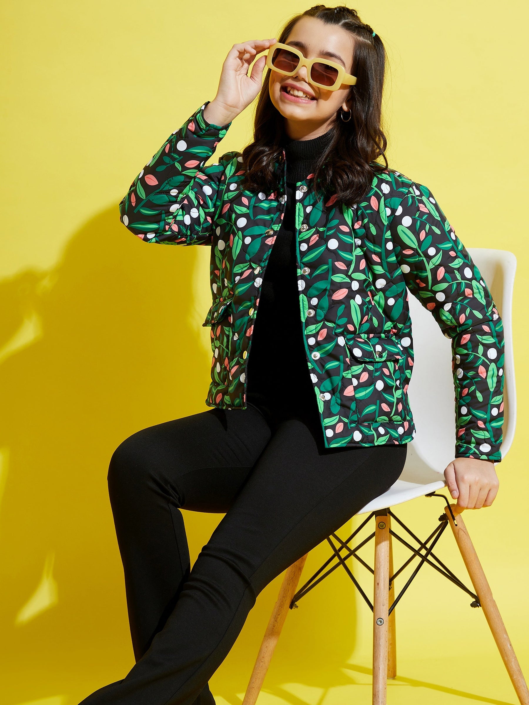 Green & Black Tropical Front Button Quilted Jacket-Noh.Voh