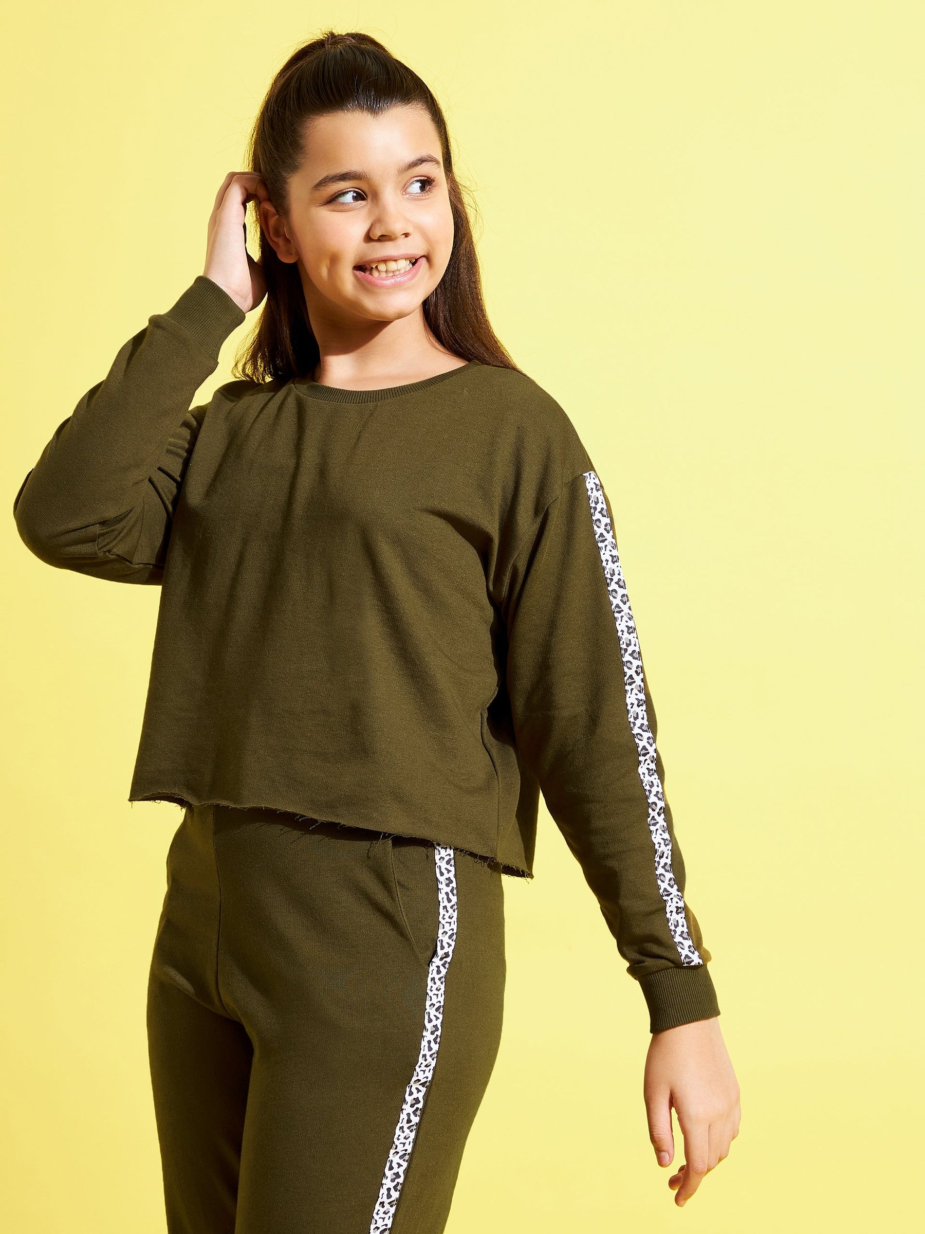 Girls Olive Terry Shoulder Tape Crop Sweatshirt