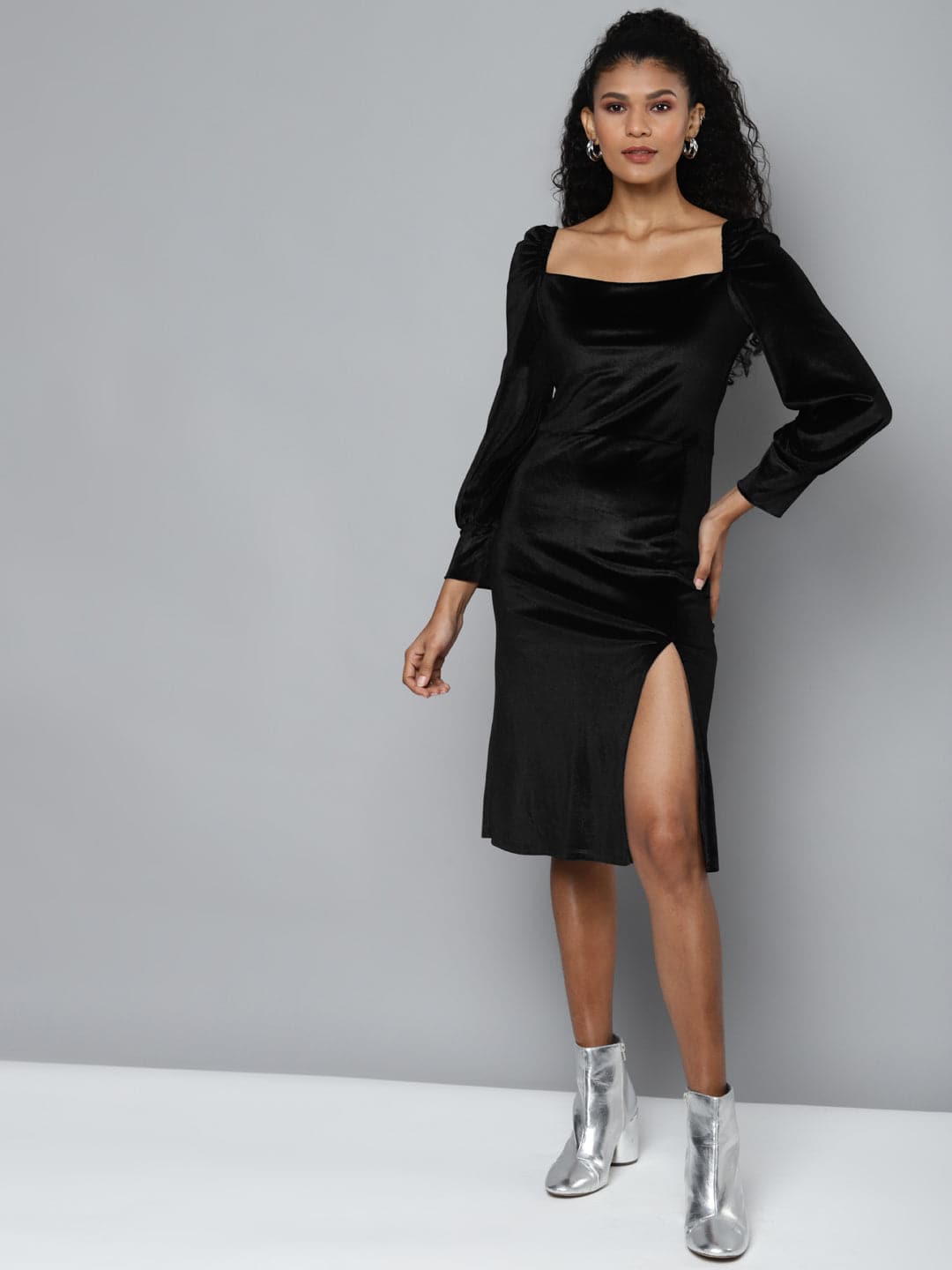 Black Velvet Front Slit Bodycon Dress-Dress-SASSAFRAS