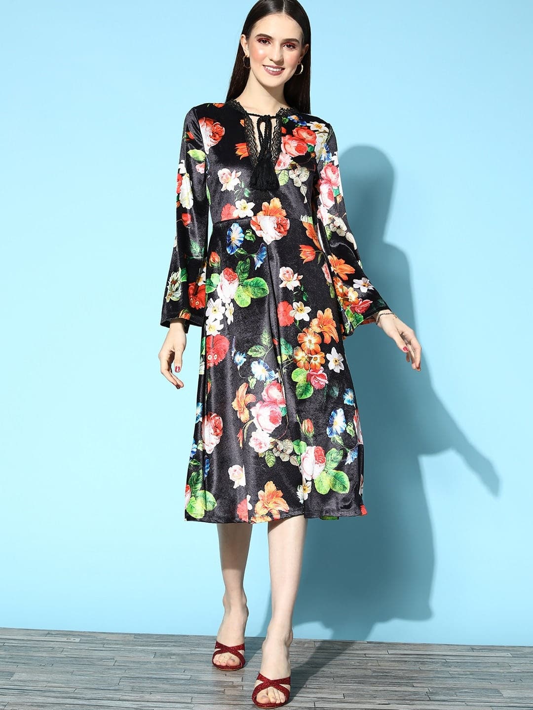 Black Floral Velvet Lace Detail Midi Dress-SASSAFRAS