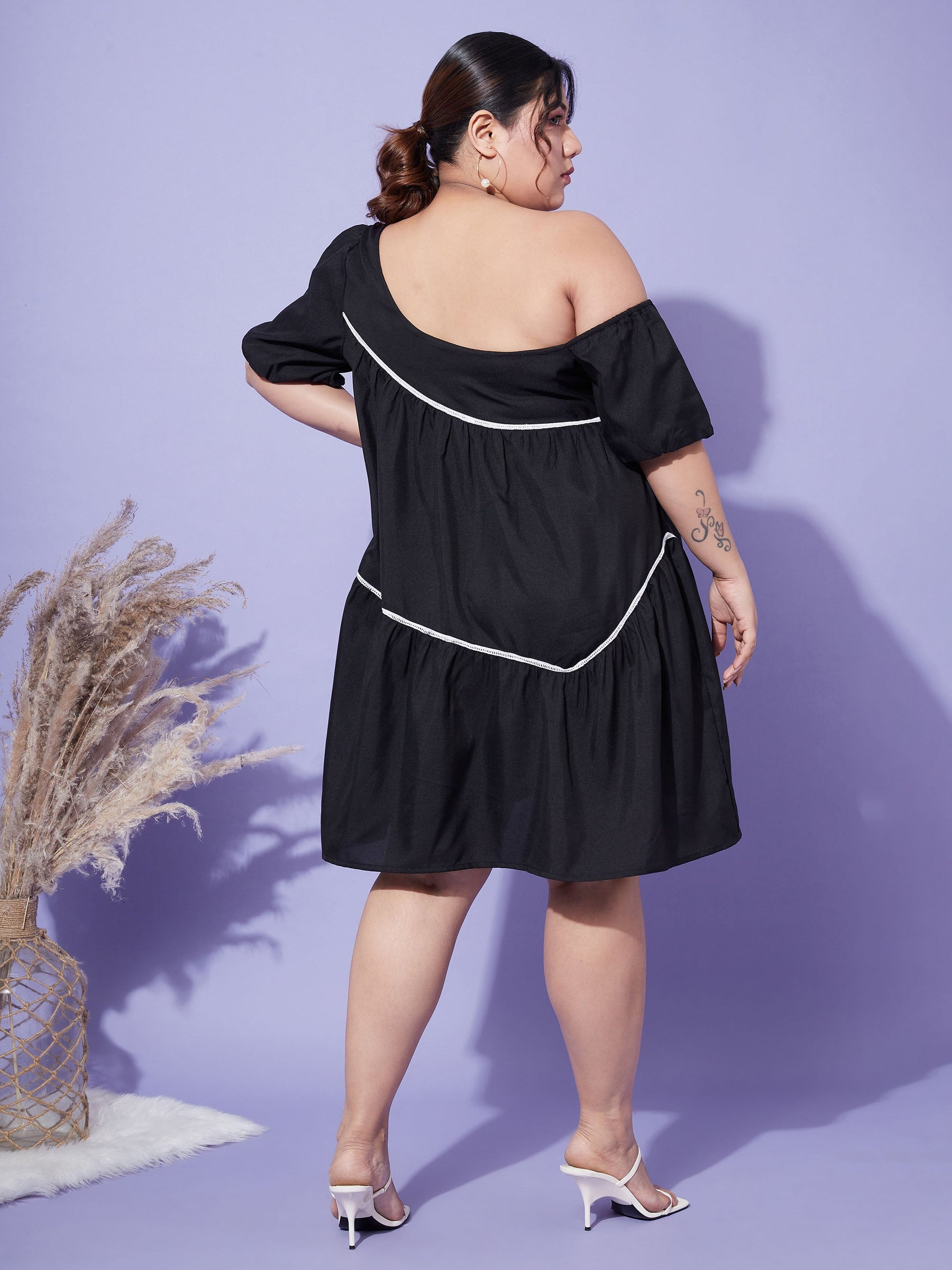 Black One Shoulder Loose Fit Short Dress-SASSAFRAS Curve