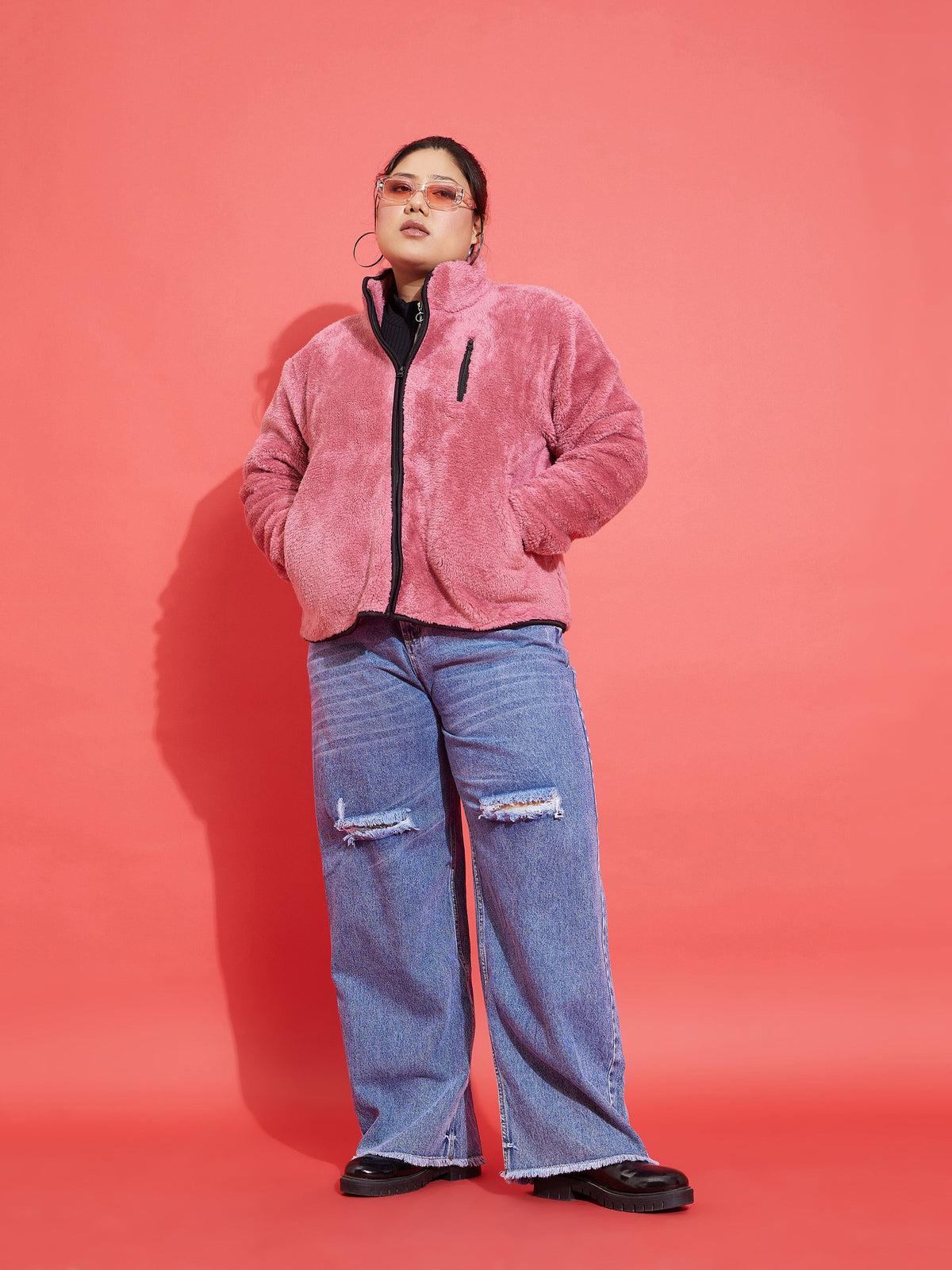 Pink Fur Contrast Piping Zipper Jacket-SASSAFRAS Curve