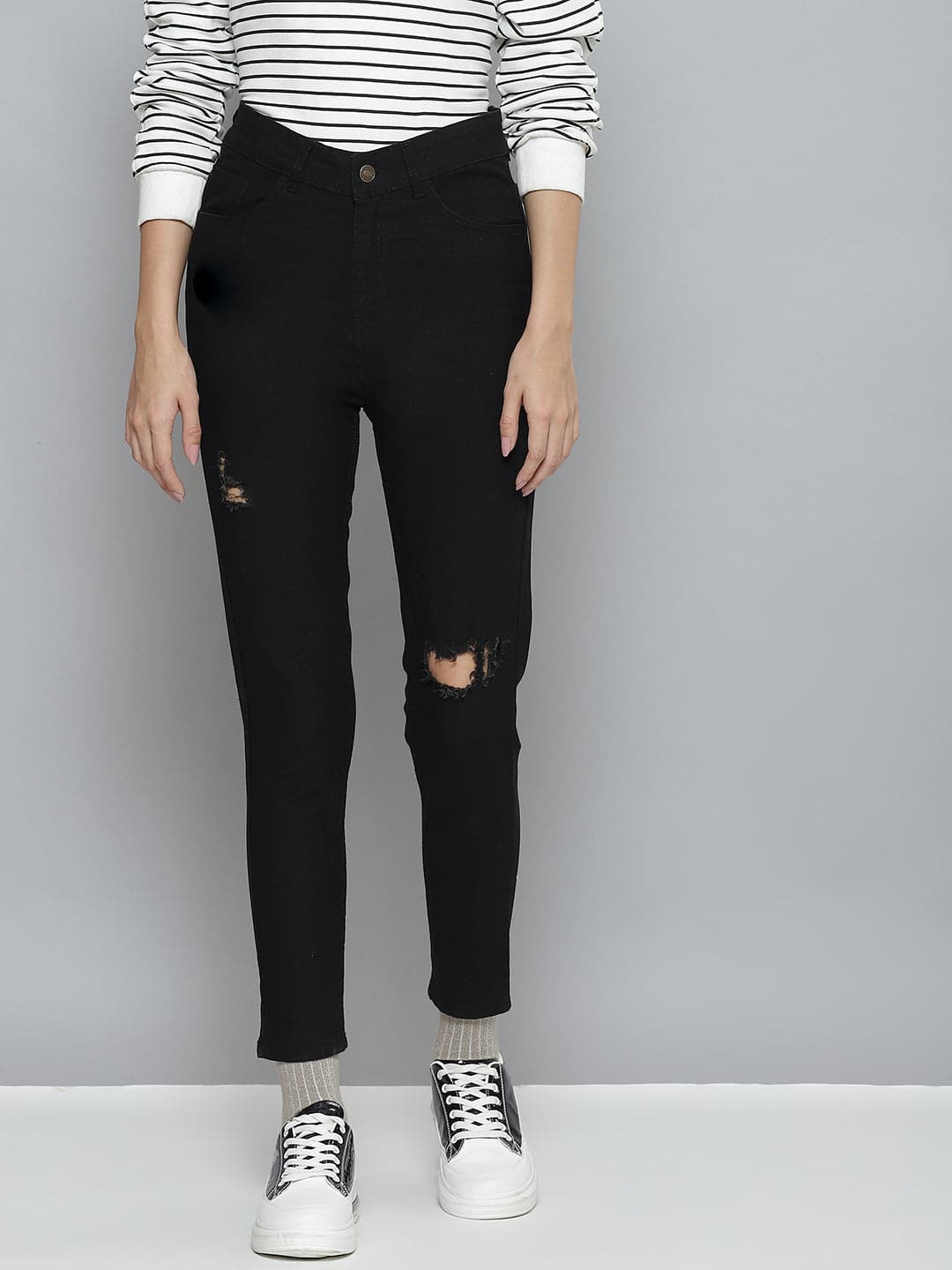 Women Black Distressed Slit Jeans-Jeans-SASSAFRAS
