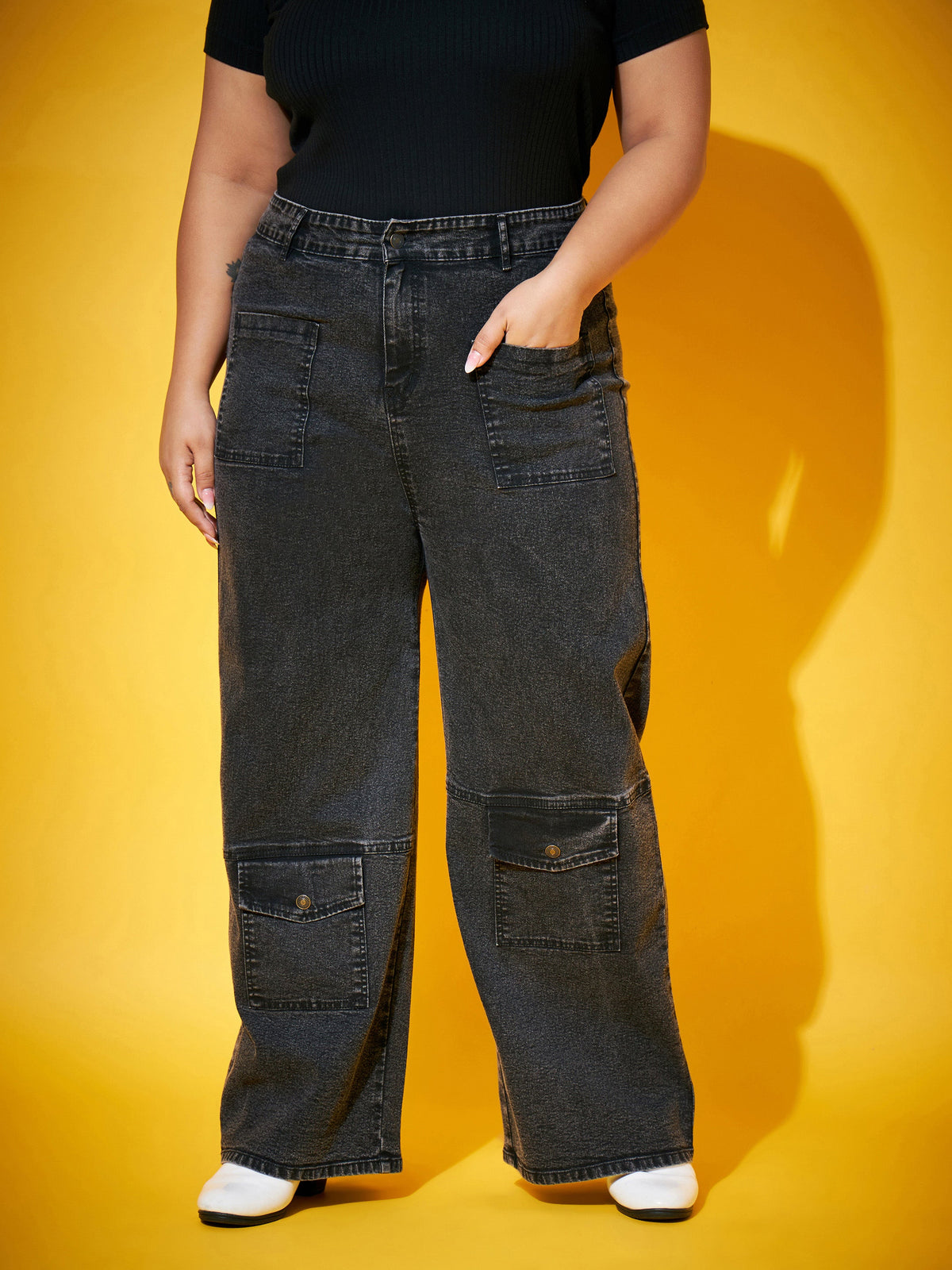 Black Acid Wash Multi Pocket Straight Jeans-SASSAFRAS Curve