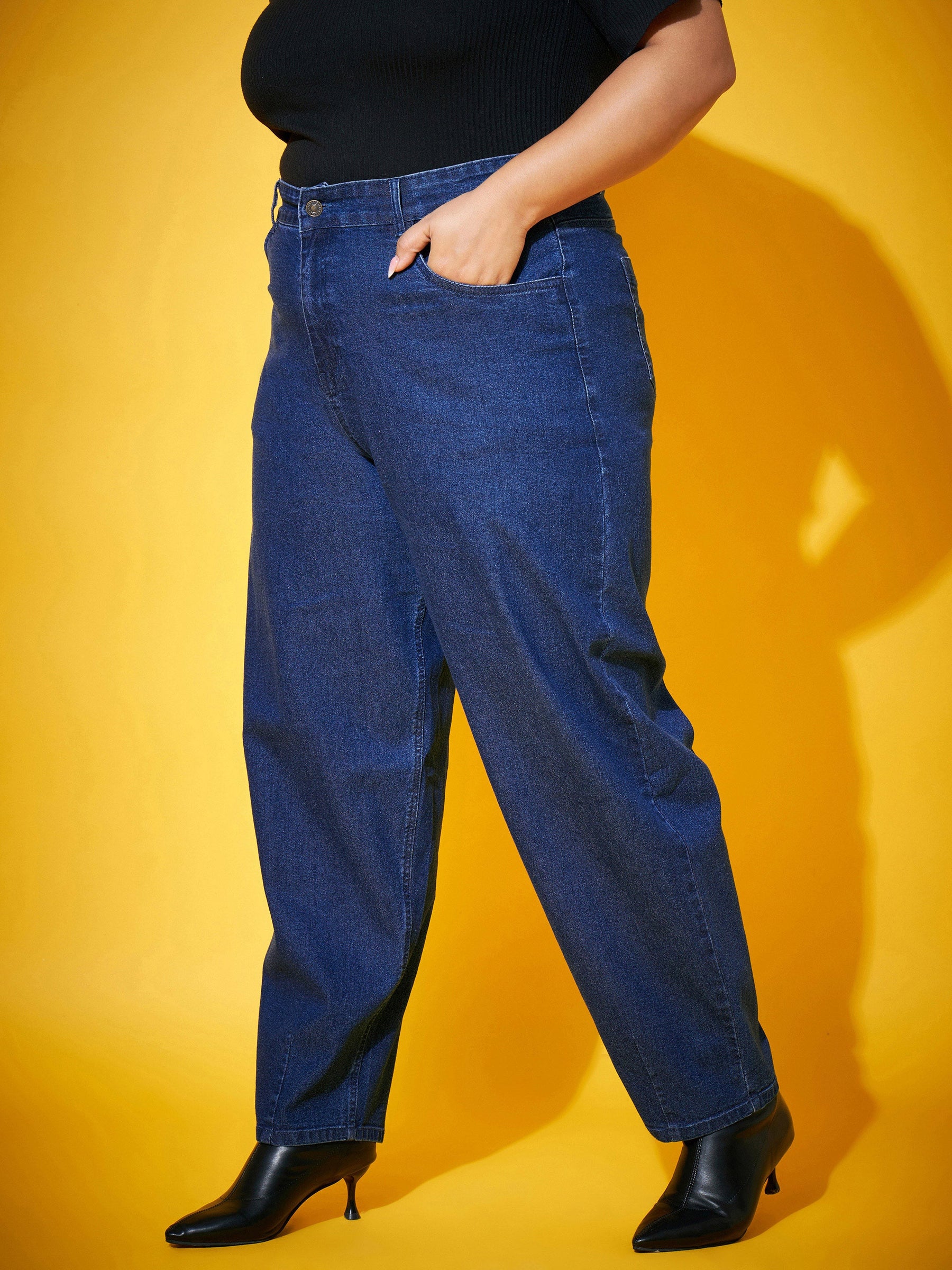 Blue Wash Balloon Fit Jeans-SASSAFRAS Curve