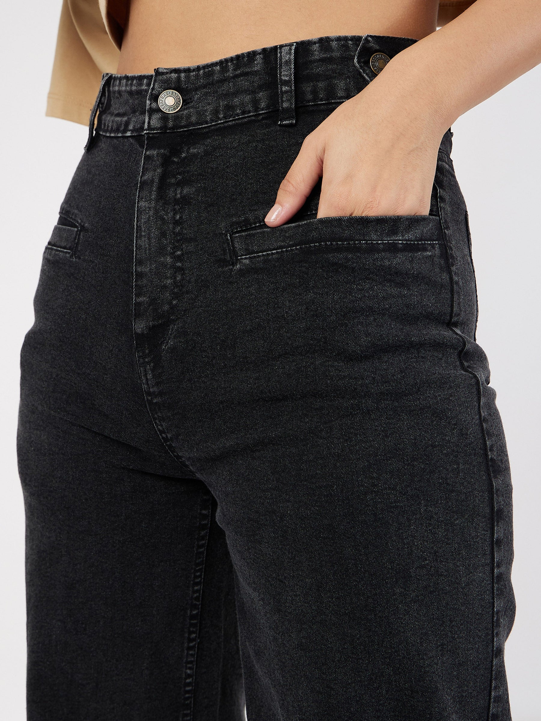 Black Bone Pocket Straight Jeans -SASSAFRAS