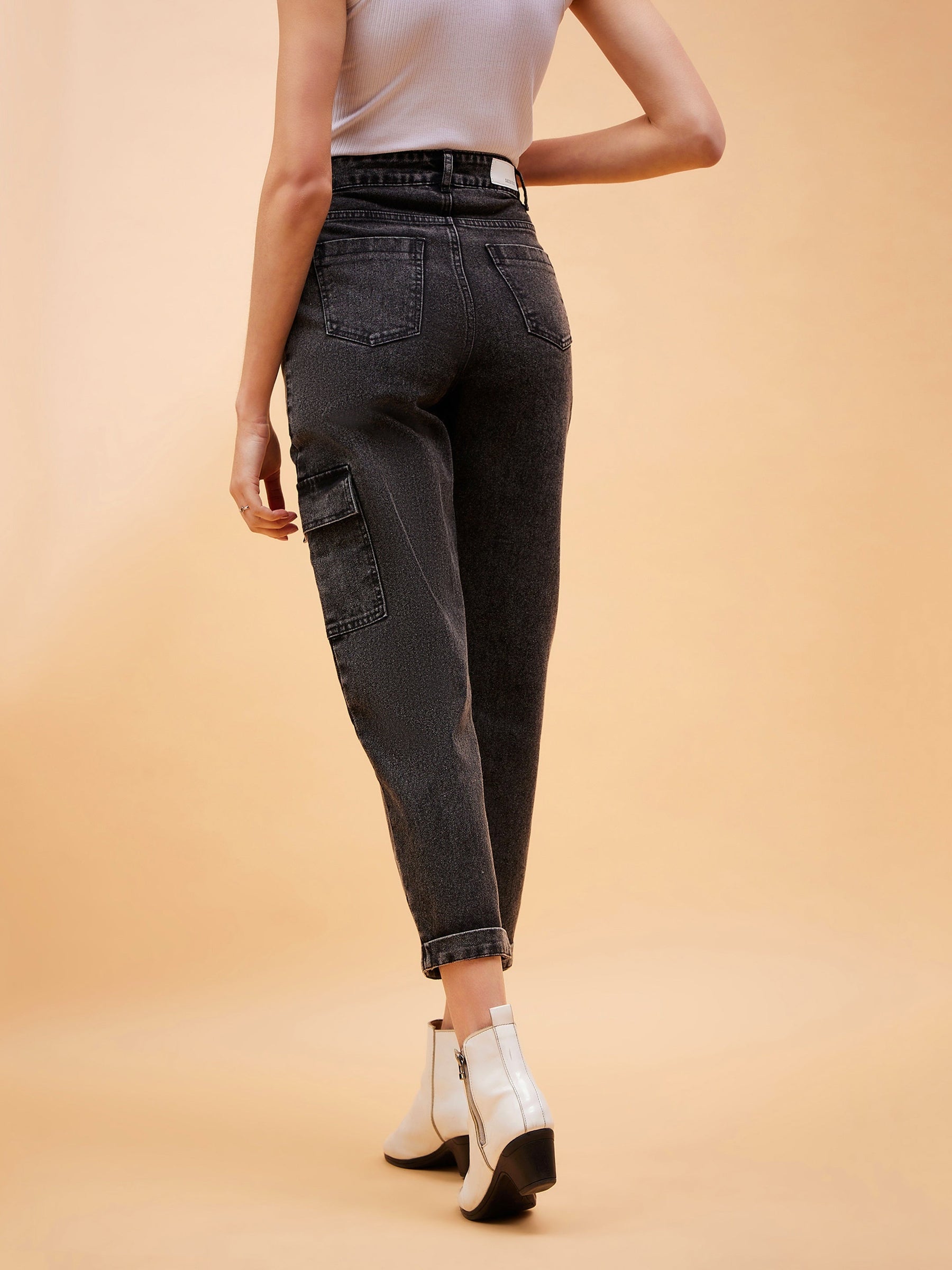 Black Multi Pockets Balloon Fit Jeans-SASSAFRAS BASICS