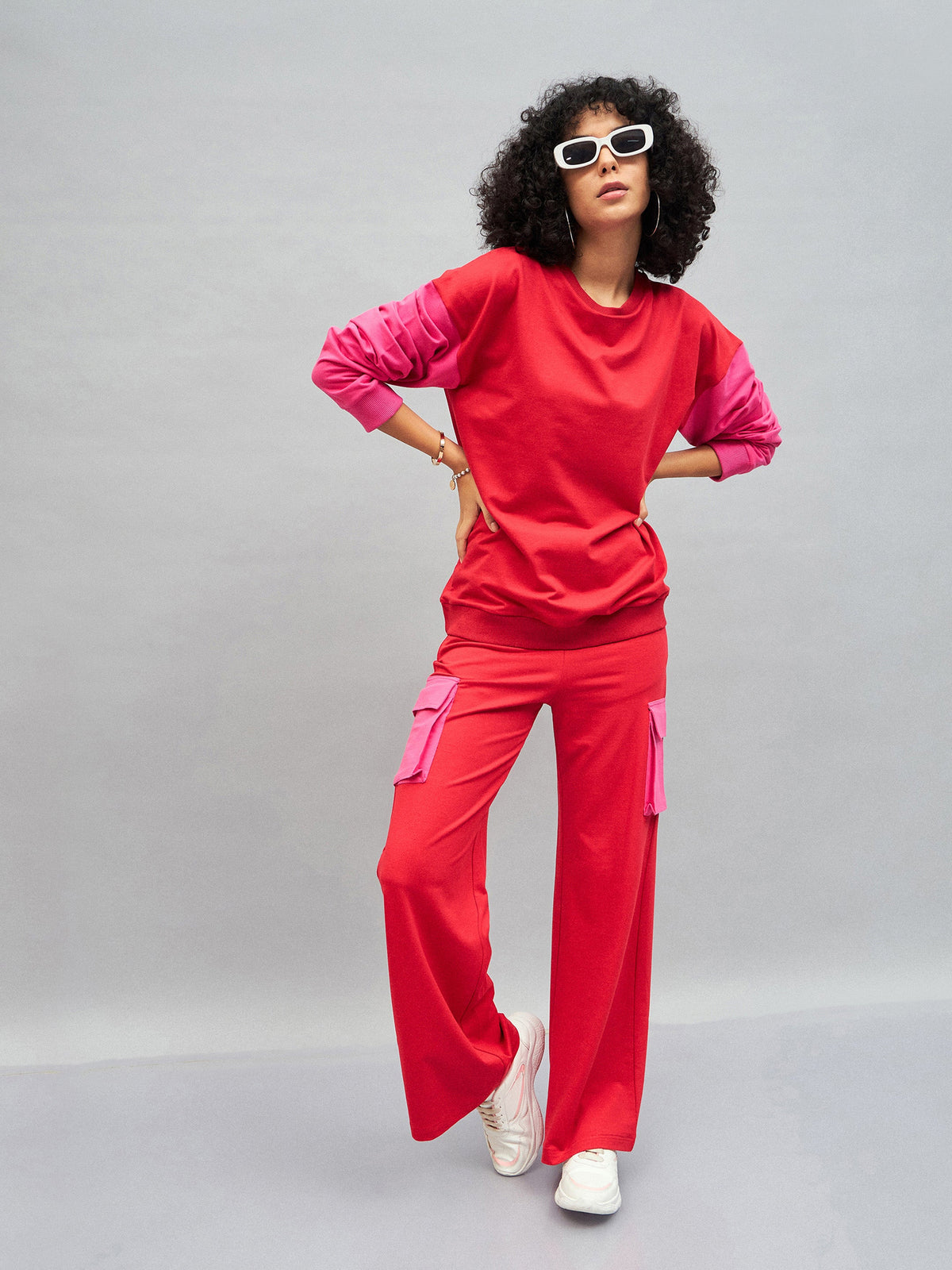 Red Knitted Contrast Pockets Track Pants-SASSAFRAS