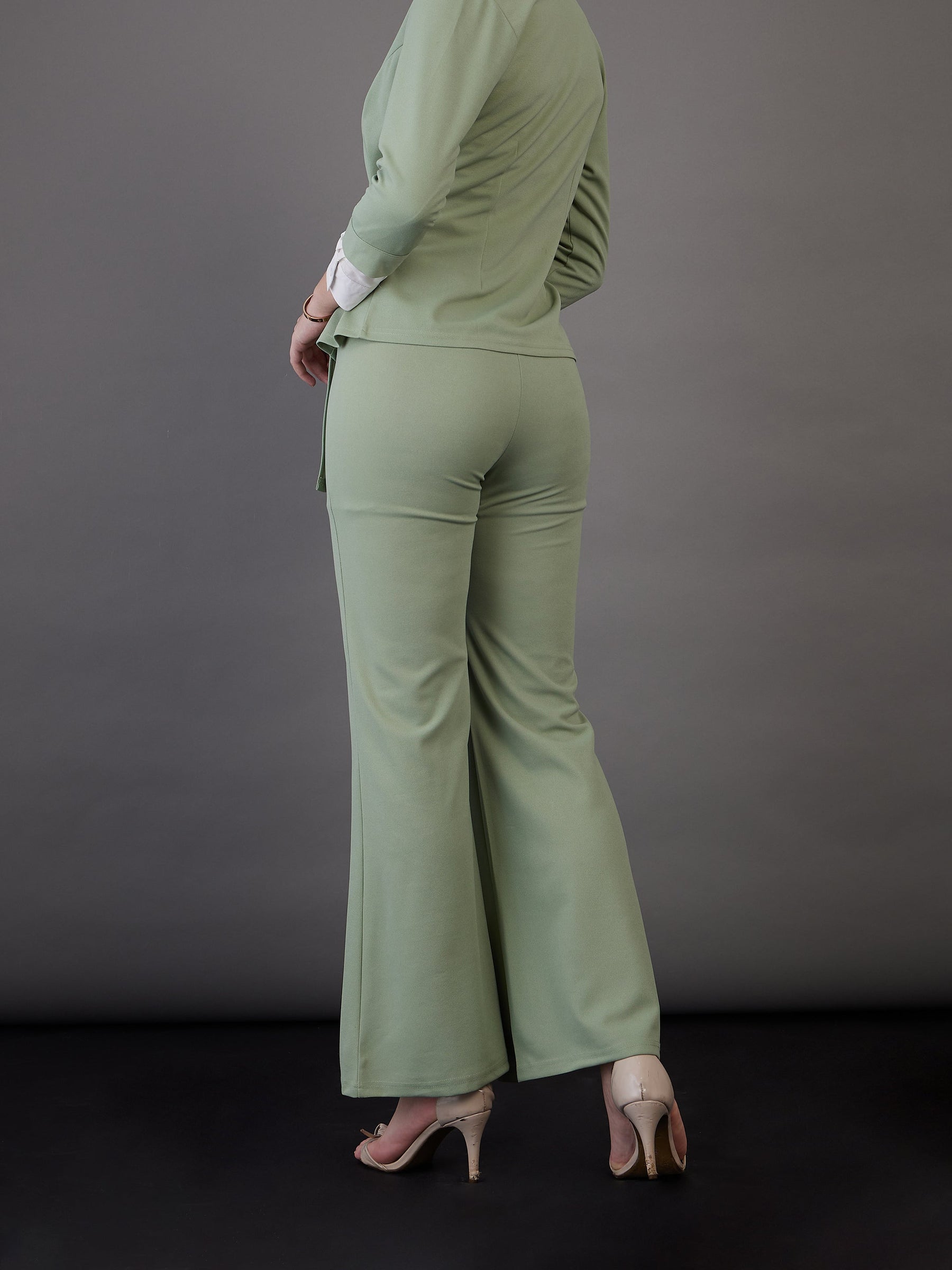 Green Knitted Bell Bottom Pants-SASSAFRAS worklyf