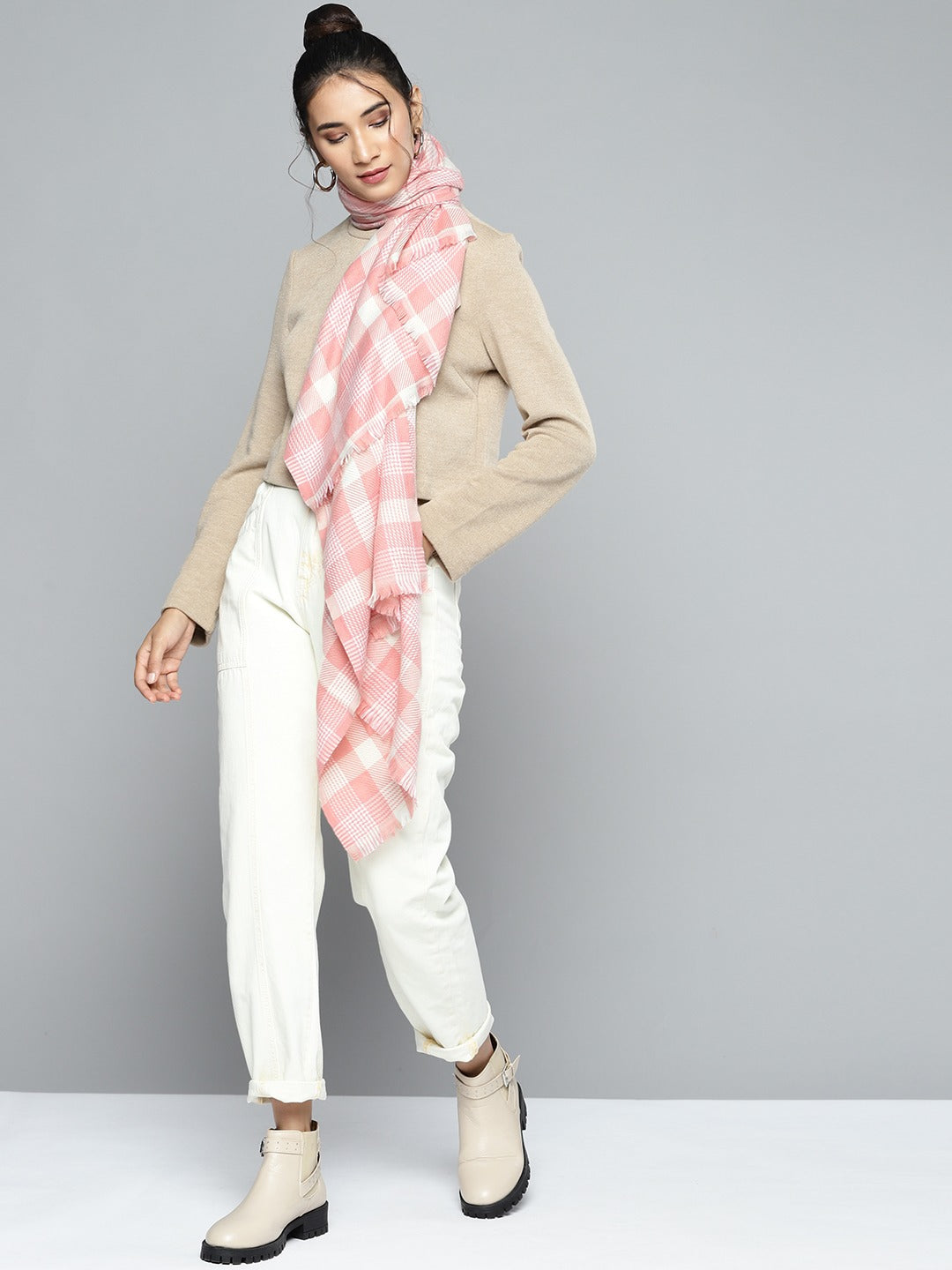 Pink & White Polyester Check Stole