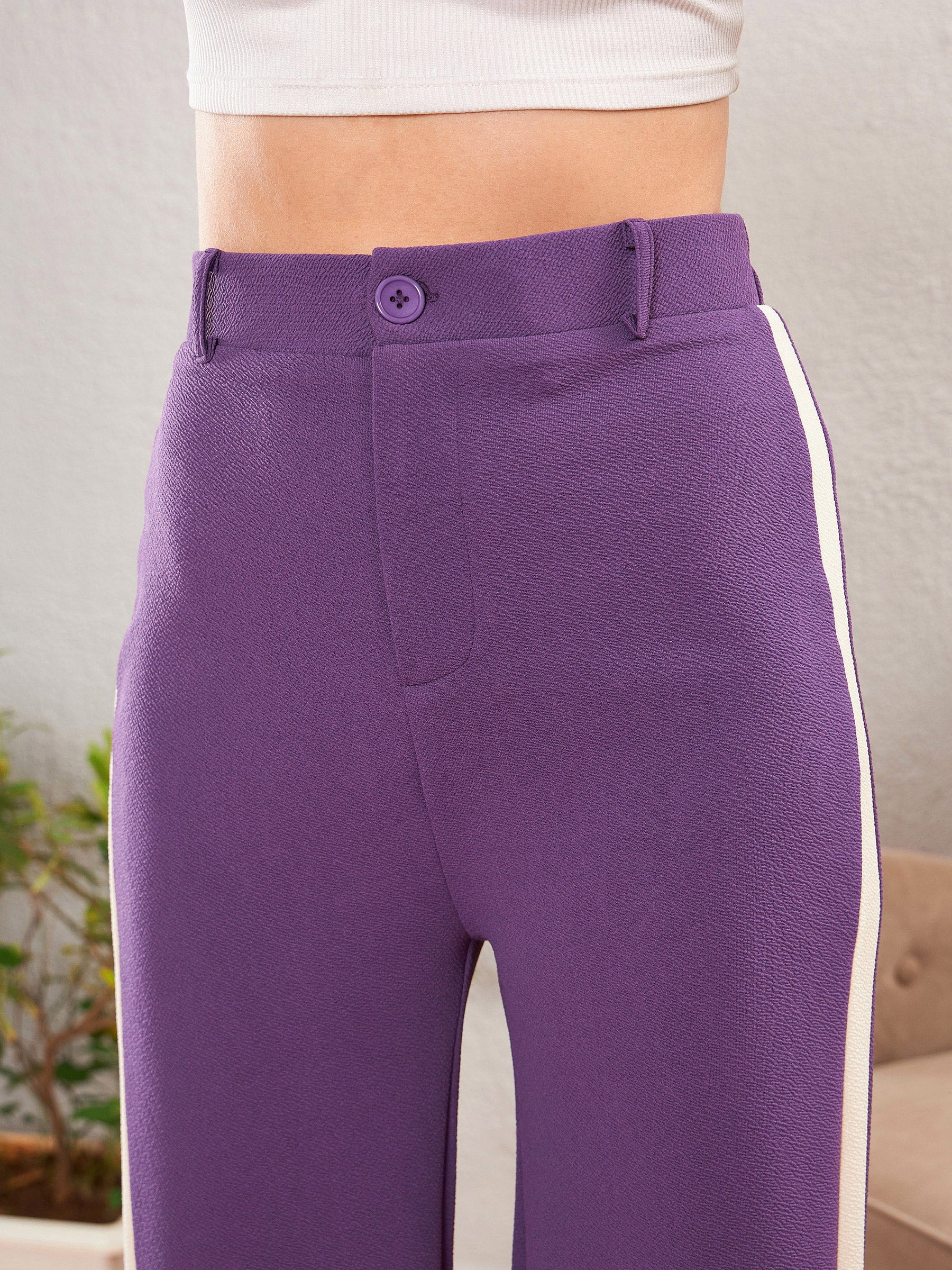 Purple Sleeveless Blazer With Bell Bottom Pants-SASSAFRAS worklyf