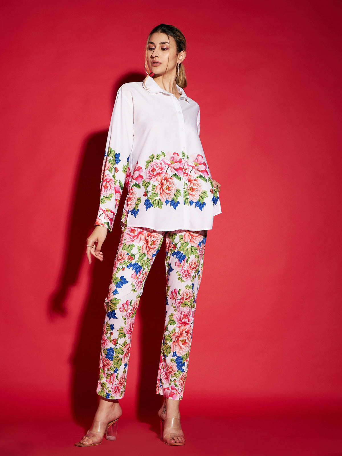 White Floral Oversized Shirt With Tapered Pants-SASSAFRAS