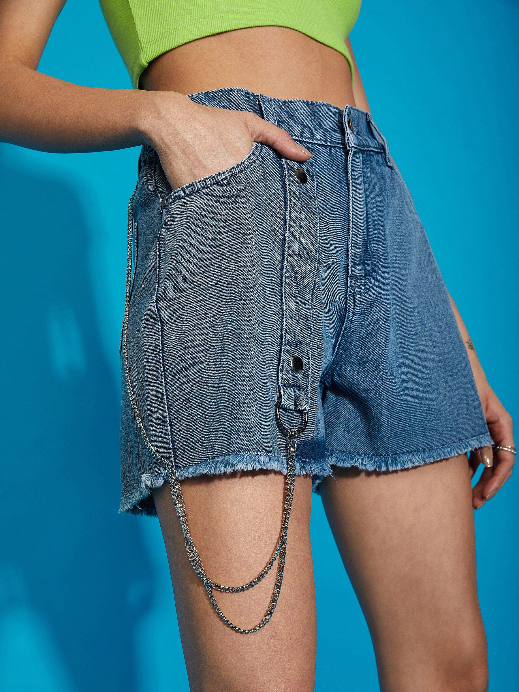Blue Denim Wash Chain Detail Shorts -SASSAFRAS