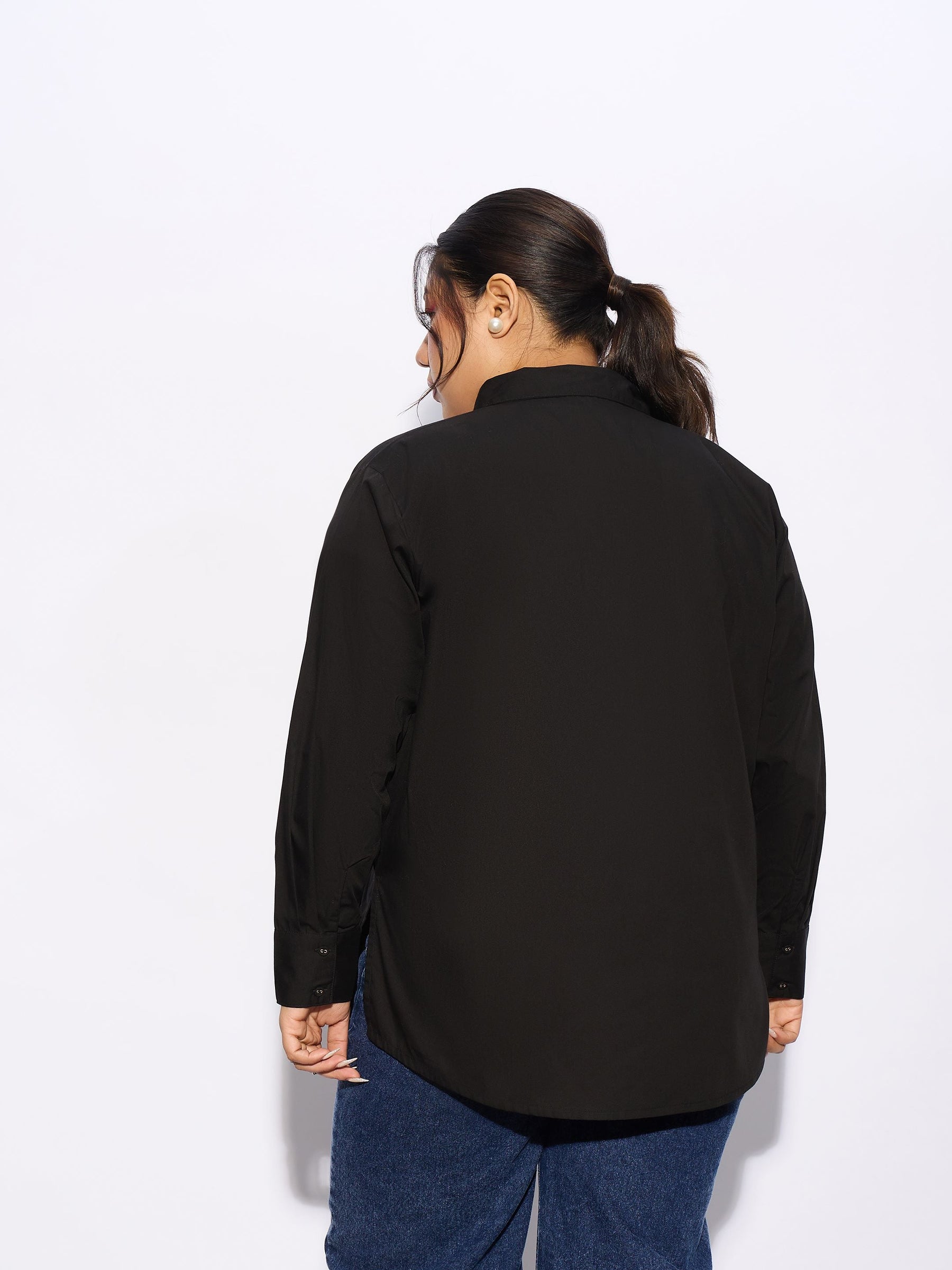 Black Poplin Shirt -SASSAFRAS Curve