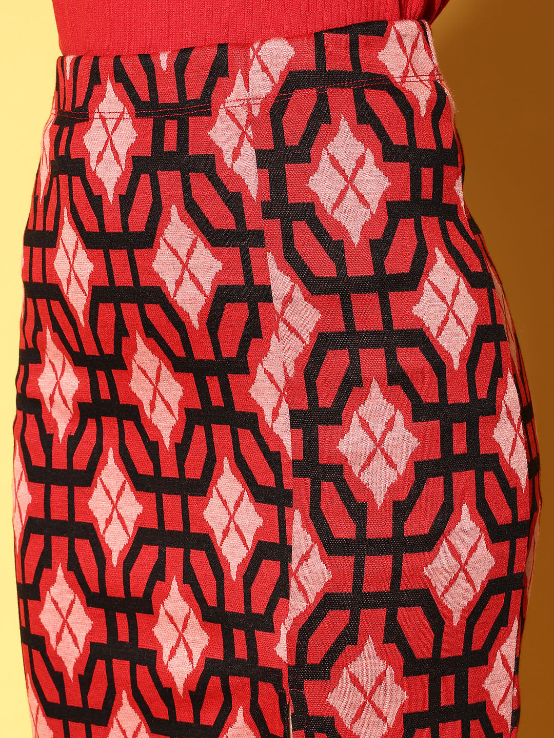 Women Red Geometric Knit Pencil Skirt