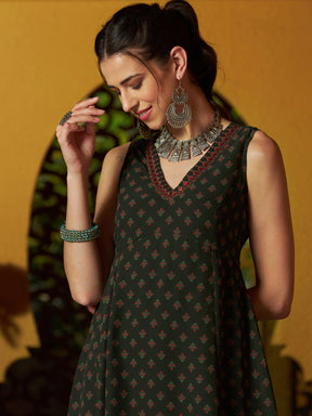 Green Floral Slant Empire Seam Maxi Dress-Shae by SASSAFRAS