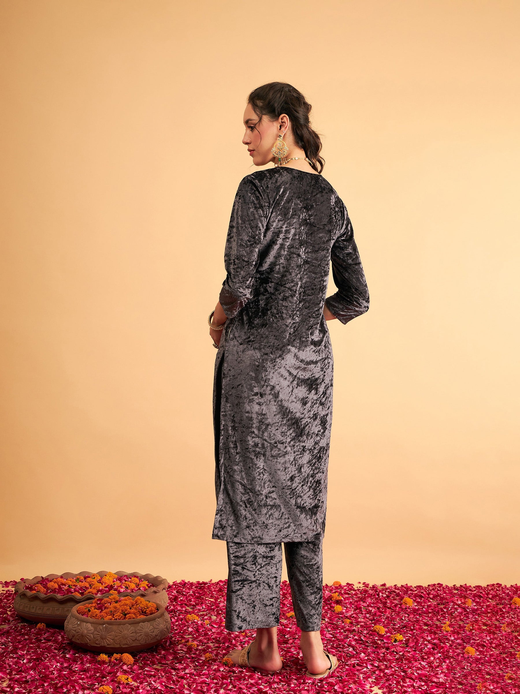 Grey Velvet Front Embroidered Straight Kurta-Shae by SASSAFRAS