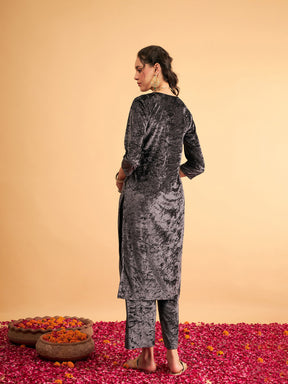 Grey Velvet Front Embroidered Straight Kurta-Shae by SASSAFRAS