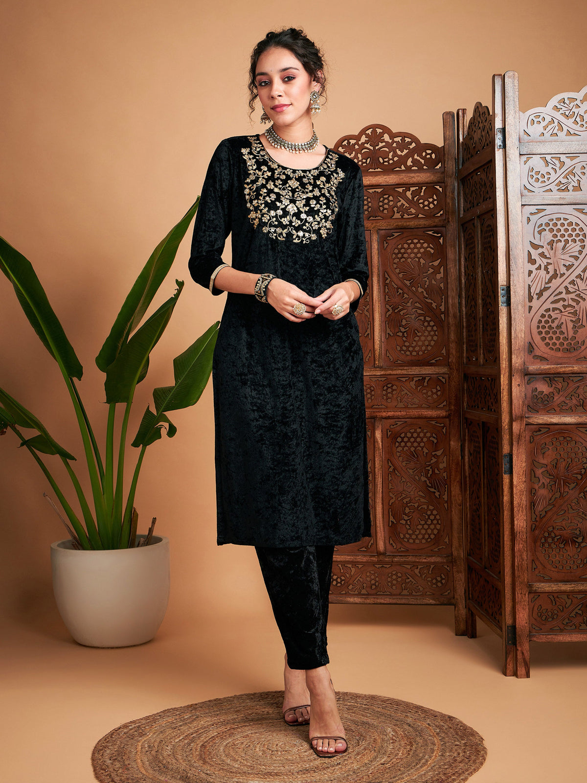 Black Velvet Sequin Embroidered Straight Kurta-Shae by SASSAFRAS